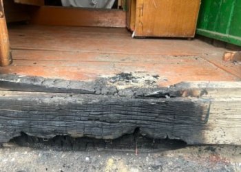 Поджёг дом со спящими детьми: в Новосибирской области завершено дело о покушении на убийство семьи