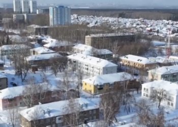 Почти 300 нарушений обнаружили на крышах новосибирских домов беспилотники МЧС