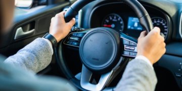 МВД планирует ввести наказание за использование гаджетов на водительских экзаменах