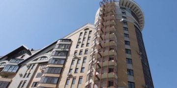 Около 600 жилкомплексов строится в Сибири при поддержке Сбера