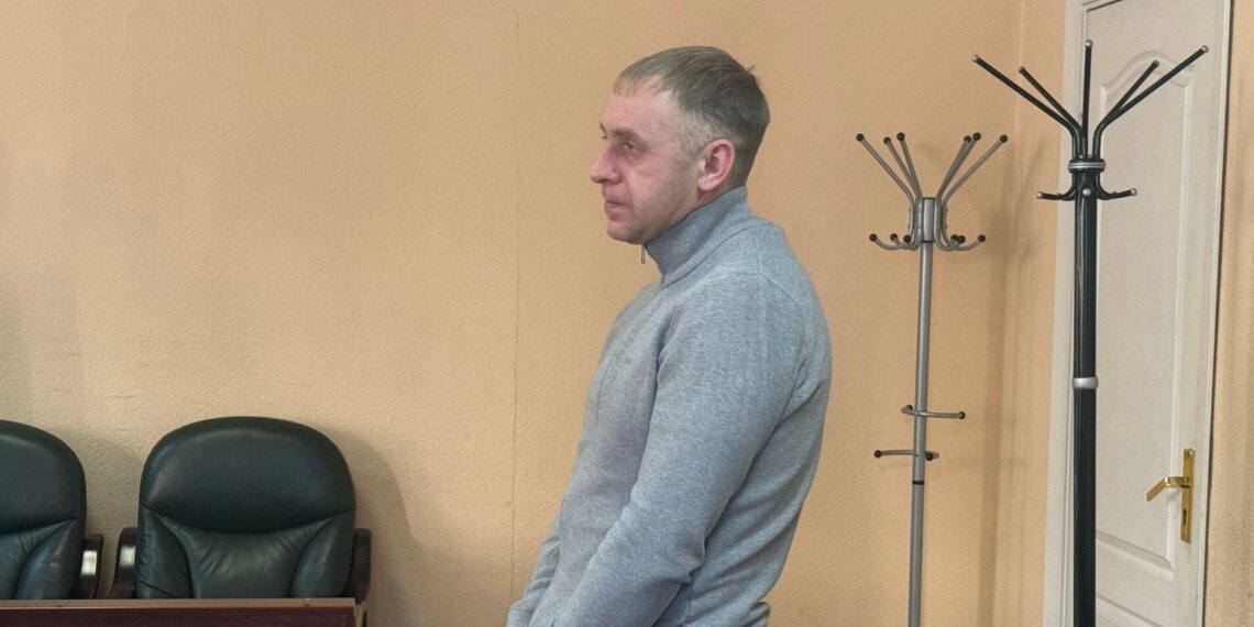 Экс-начальника СИЗО в Усть-Тарке приговорили к принудительным работам за вмешательство в дела следователя