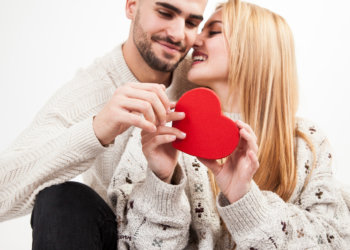 Миллениалы оказались самым довольным личной жизнью поколением