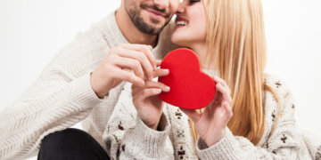 Миллениалы оказались самым довольным личной жизнью поколением