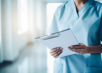 Врача из Чулымской ЦРБ обвиняют в халатности, повлекшей смерть пациента