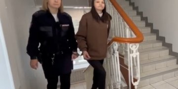 Воровку колбасы, скрывшуюся от суда, отправили в колонию в Новосибирской области