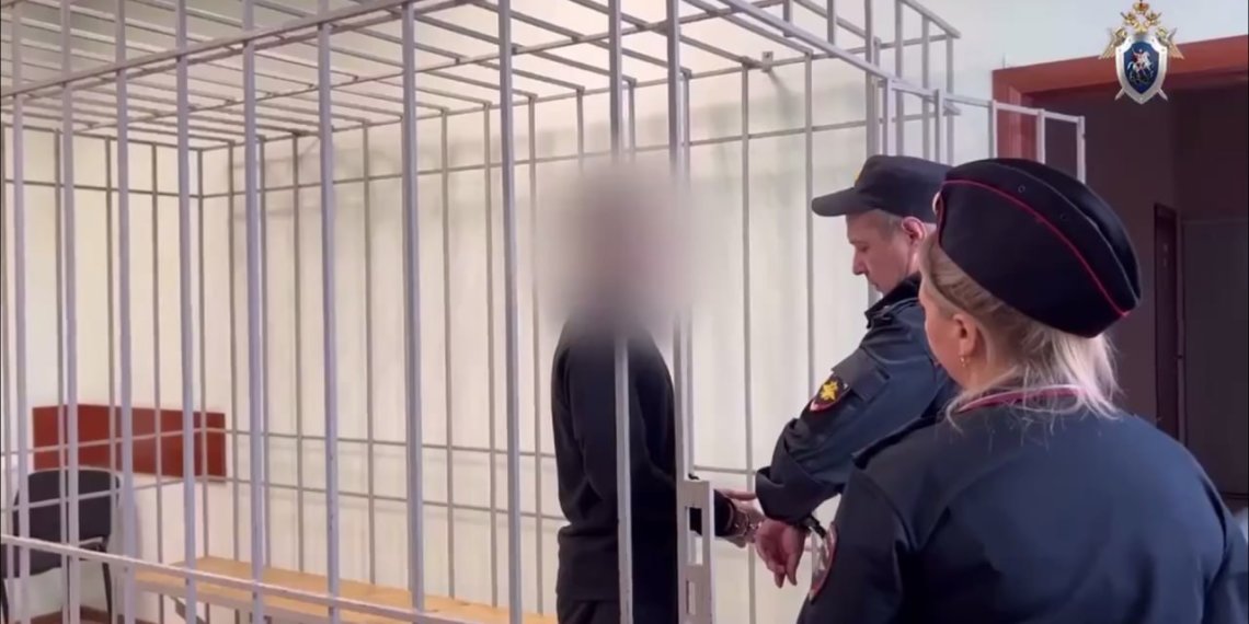 Банду сутенёров обвиняют в вовлечении в проституцию троих школьниц в Красноярске