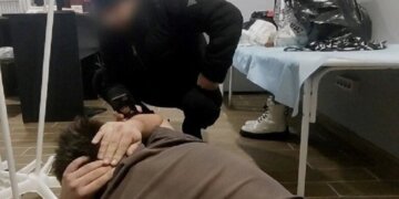 На Алтае прикрыли торговавший наркотиками и справками подпольный рехаб