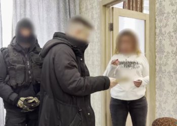 Работу сети интим-салонов, организованных двумя соседками, пресекли полицейские в Новосибирске