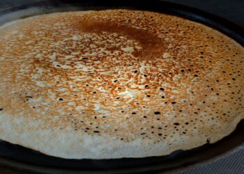 Самое время печь: набор продуктов для блинов подешевел в Новосибирске