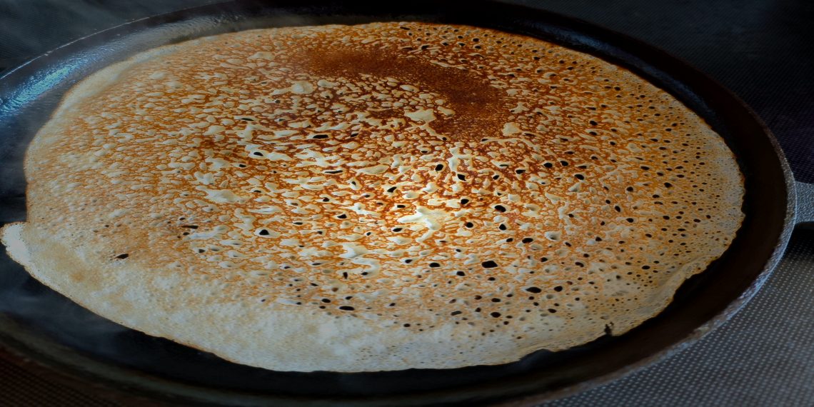 Самое время печь: набор продуктов для блинов подешевел в Новосибирске