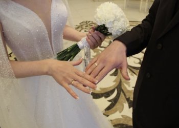 60 пар поженятся в День святого Валентина в Новосибирской области