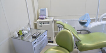 Новая поликлиника с дневным стационаром открылась в Бердске — фото 