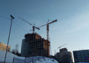 В России владельцев участков могут обязать достраивать или сносить объекты