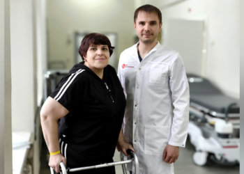 Новосибирские хирурги помогли женщине с тяжёлой деформацией стоп