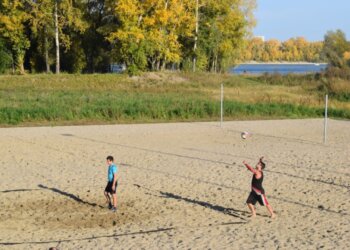 Новосибирский тренер сурдлимпийской сборной России по волейболу получил медаль «За заслуги перед Отечеством»