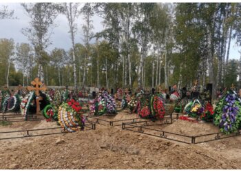 В РФ будут наказывать за осквернение мемориалов и отрицание геноцида советского народа