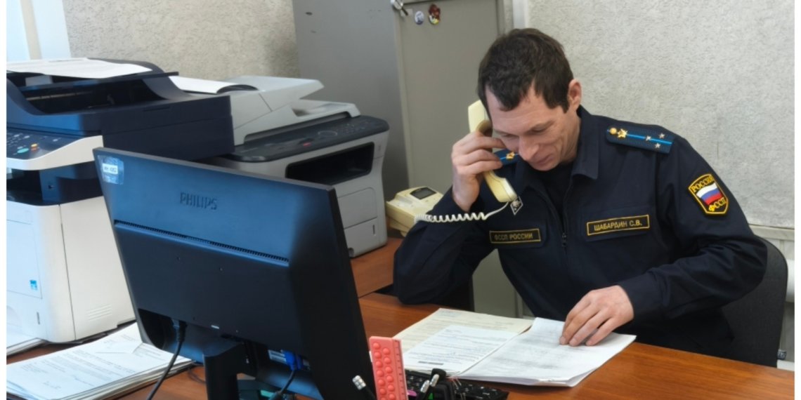 Новосибирские судебные приставы ищут машину женщины-водителя, накопившей штрафы и кредиты более чем на миллион рублей