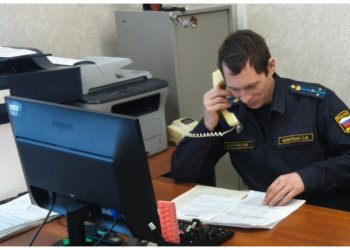 Новосибирские судебные приставы ищут машину женщины-водителя, накопившей штрафы и кредиты более чем на миллион рублей