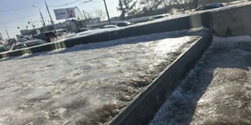 Гололёд сковал Новосибирск: больше сотни людей обратились в травмпункт