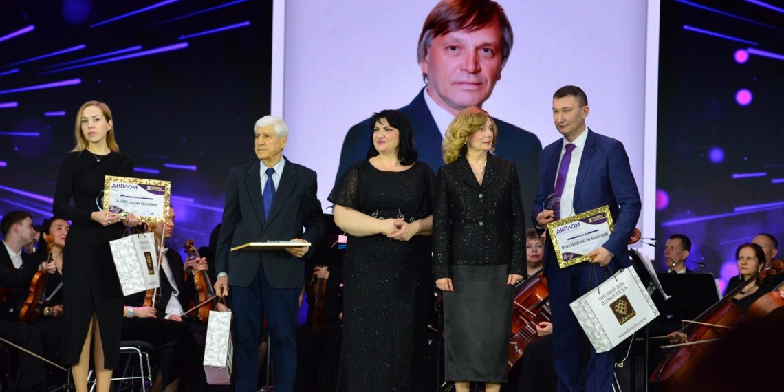 Новосибирский онколог Добров получил награду в Кремлёвском дворце