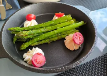 Вегетарианство снижает риск рака поджелудочной железы и почек — выяснили ученые