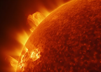 На Солнце зафиксирована мощная вспышка уровня X8.1