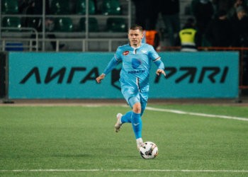 Состав ФК «Сибирь» пополнил опытный полузащитник