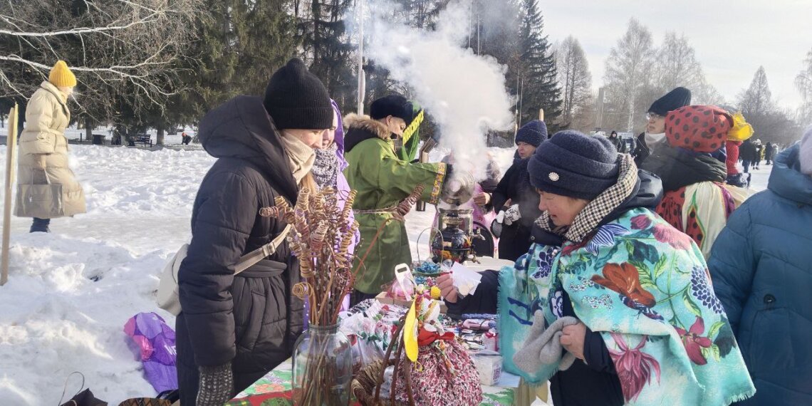 Первые признаки весны проявились на новосибирской Масленице