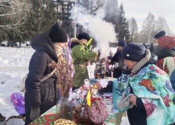 Первые признаки весны проявились на новосибирской Масленице