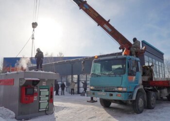 В Ленинском районе Новосибирска демонтировали нелегальную АЗС, угрожавшую безопасности горожан