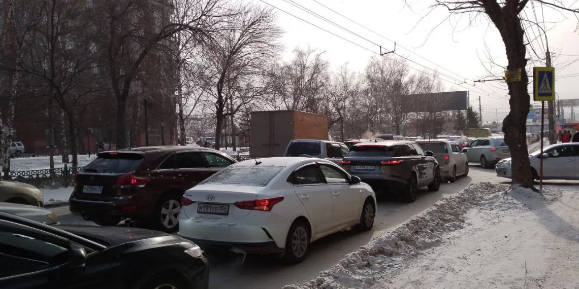 В Новосибирске перекроют движение из-за праздничного салюта 23 февраля