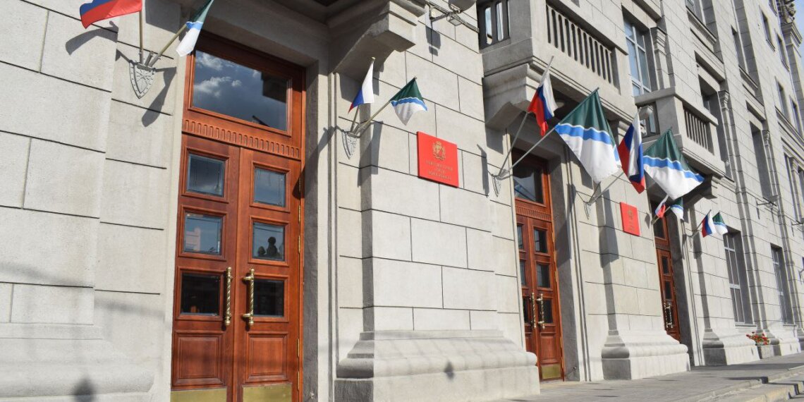 Начальник департамента земельных и имущественных отношений мэрии Новосибирска Алексей Колович ушел в отставку