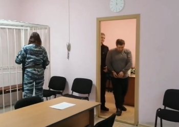 Новосибирцу, взявшему в заложники сожительницу, избрали меру пресечения