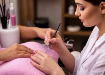 Средний чек салонов красоты вырос на 13% в Новосибирске