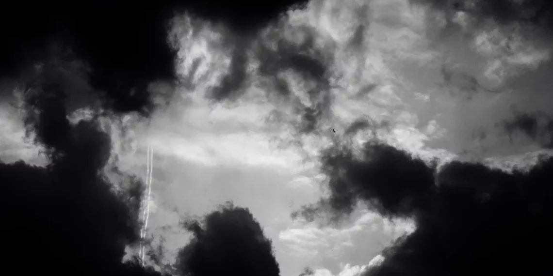 Жители новосибирской Первомайки жалуются на едкий запах