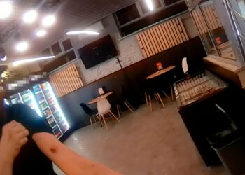 Девушка прокусила руку мужчине в одном из новосибирских баров