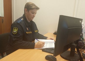 Приставы взыскали 5 000 рублей с предпринимателя за ложные сведения в налоговой в Новосибирской области