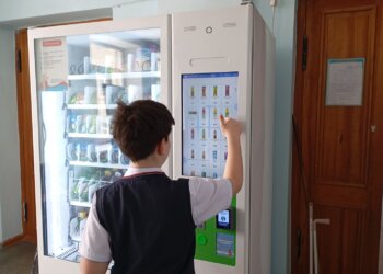 В Новосибирске дети попали в больницу с анемией из-за фастфуда