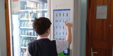 В Новосибирске дети попали в больницу с анемией из-за фастфуда