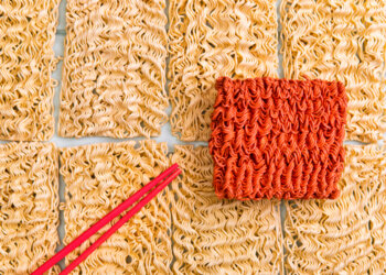 Лапша быстрого приготовления подешевела на 5,1% в России