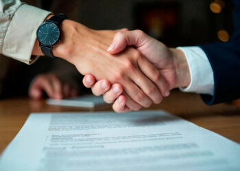 Экс-прокурор Новосибирска Денис Ференец назначен замглавы города Обь