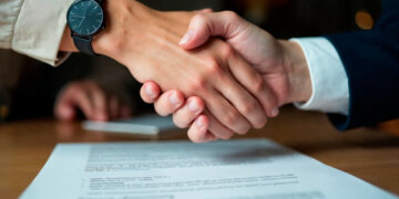 Экс-прокурор Новосибирска Денис Ференец назначен замглавы города Обь