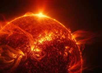 Фронтальный удар по геомагнитному полю: Новосибирск переживает сильнейшую за два месяца бурю