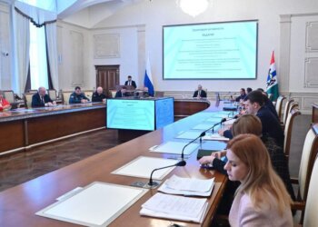 Андрей Травников: в Новосибирской области активно развивается грантовая поддержка молодёжных инициатив