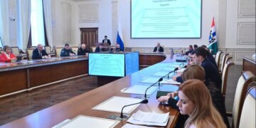 Андрей Травников: в Новосибирской области активно развивается грантовая поддержка молодёжных инициатив