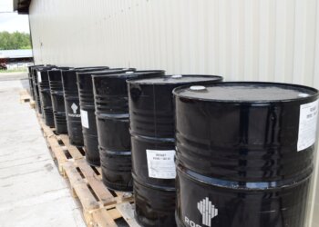 Таиланд планирует закупать нефть у России