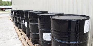 Таиланд планирует закупать нефть у России