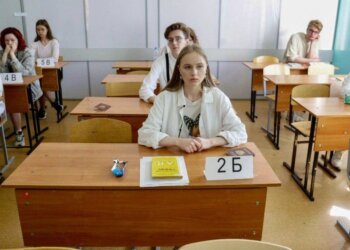 «Вернутся звонки от начальства»: создатель ЕГЭ рассказал, чем может обернуться отмена экзамена в России