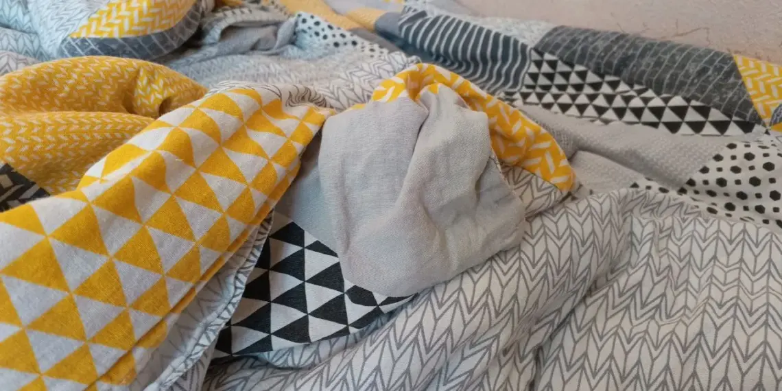 «Сонный развод» не всегда плох: нейропсихолог о раздельных спальнях