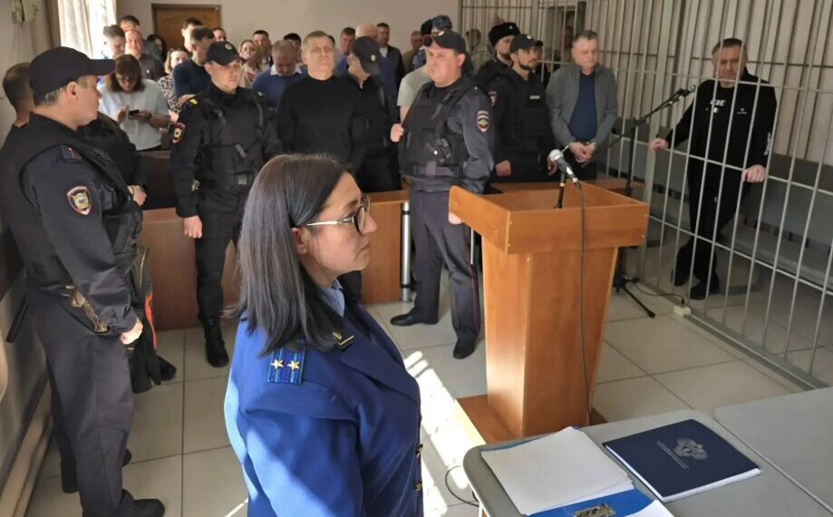 Банду экс-сотрудников МЧС осудили на Алтае за хищение 600 млн рублей